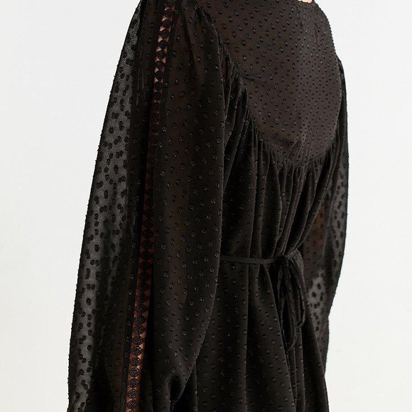 Urban Outfitters Swiss dot romper - Picture 4 of 6